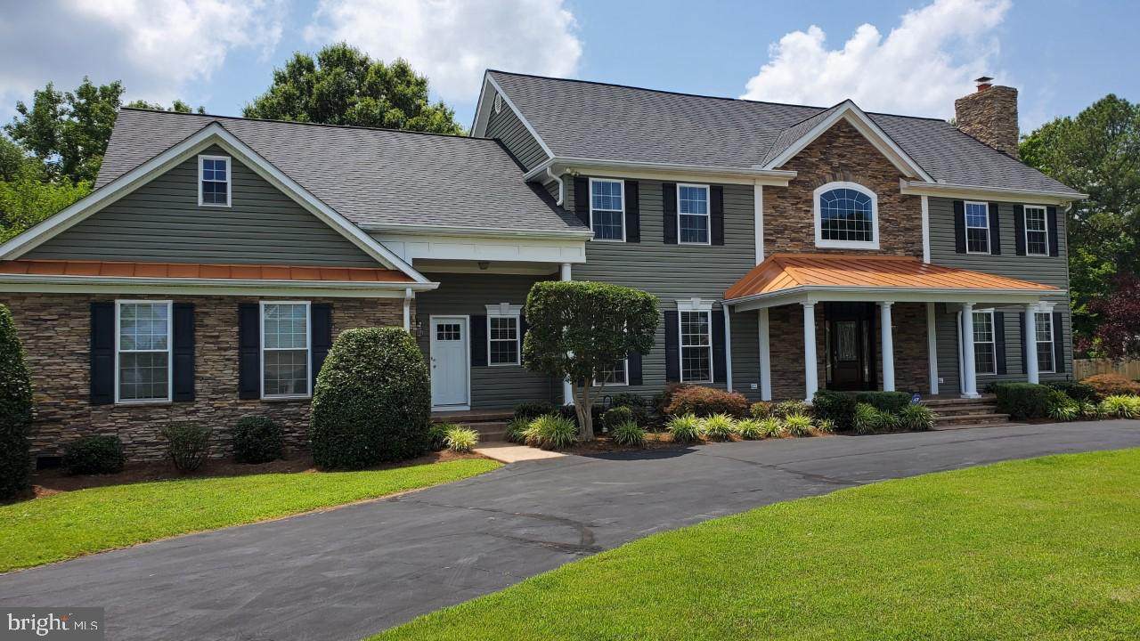 2540 Riverview Drive - Photo 1
