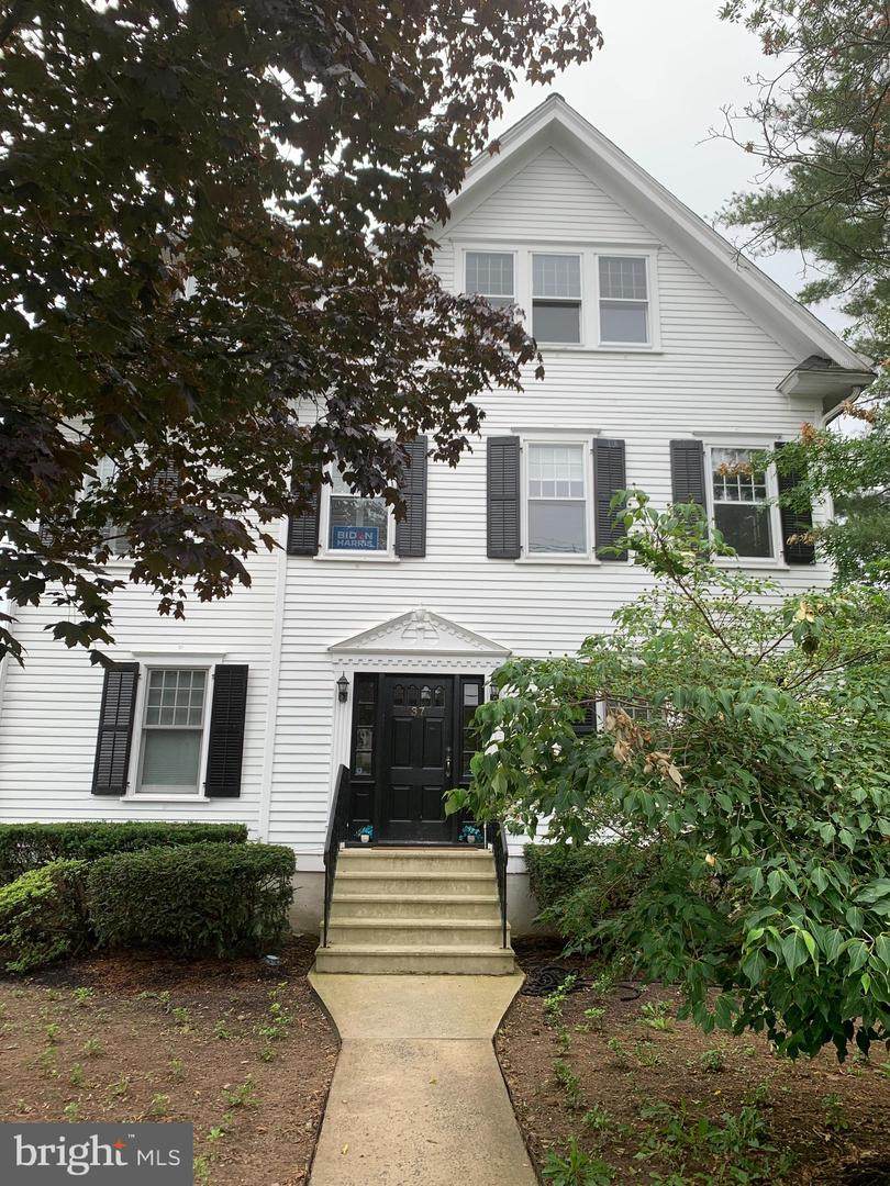 37 Wiggins Street - Photo 1