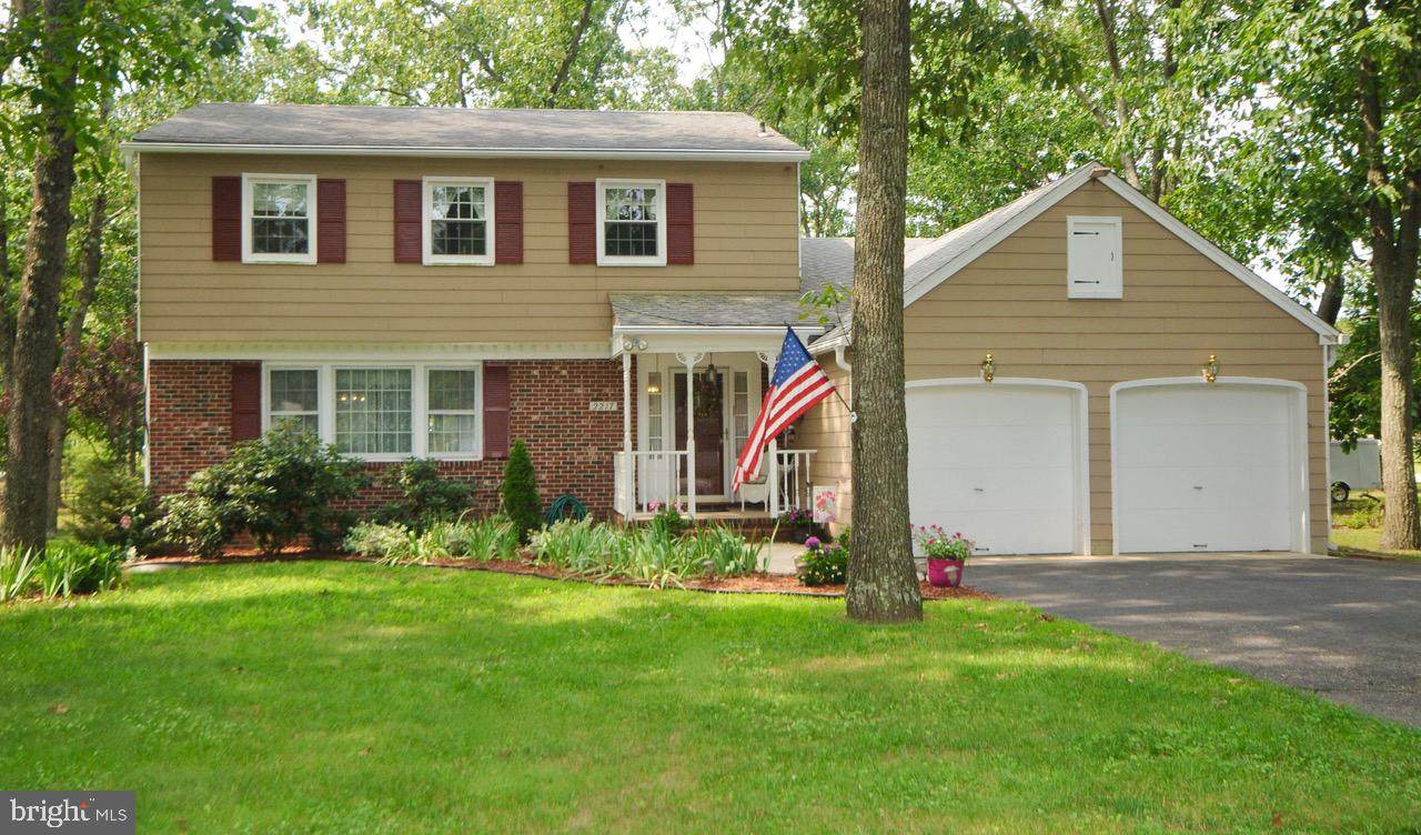 2217 Main Street - Photo 1