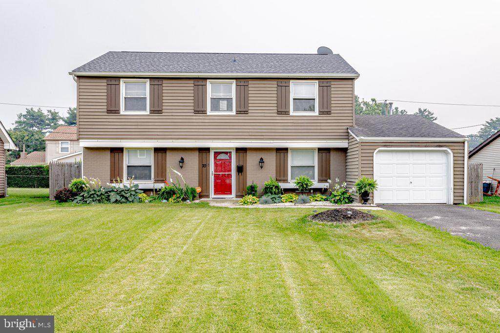 70 Boxwood Lane - Photo 1