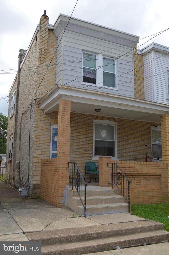 2535 7TH Street - Photo 1