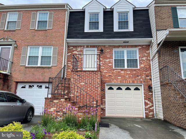 215 Tudor Drive - Photo 1
