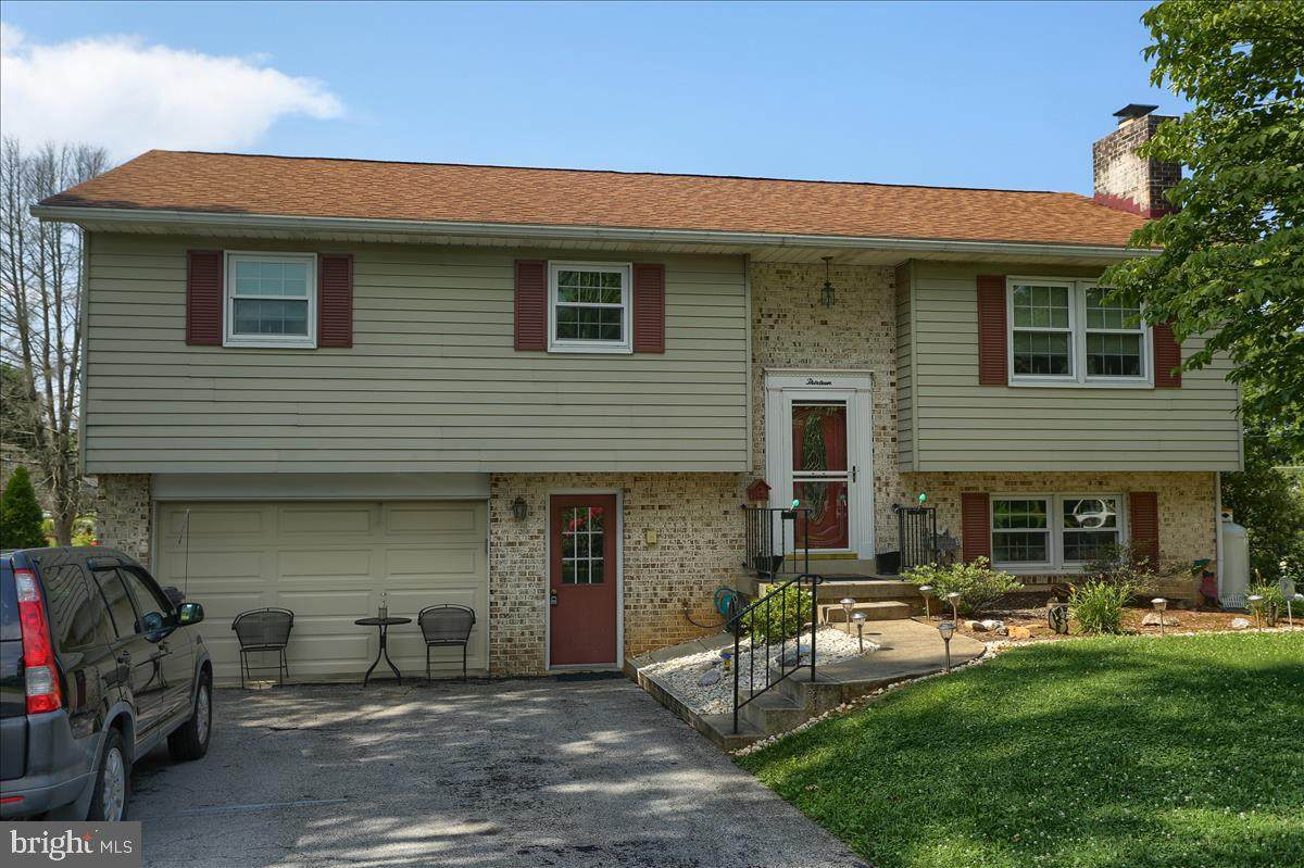 13 Dandelion Drive - Photo 1