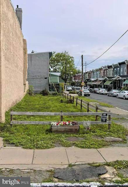 1221 W CAMBRIA Street - Photo 1