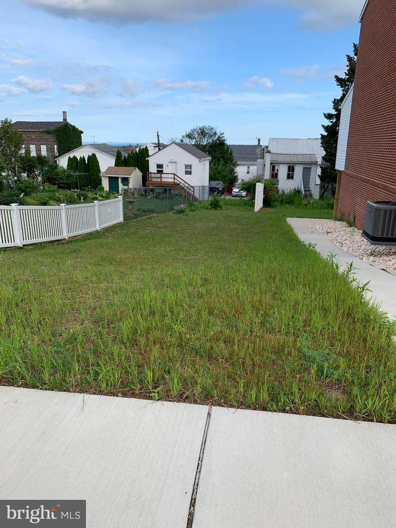 37 Boundary Avenue - Photo 1