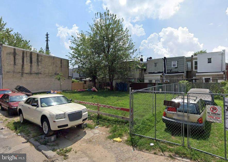 2144 Monmouth Street - Photo 1