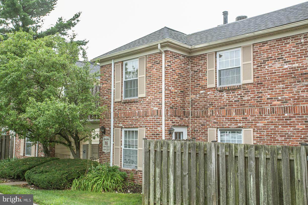 116 Oberlin Terrace - Photo 1