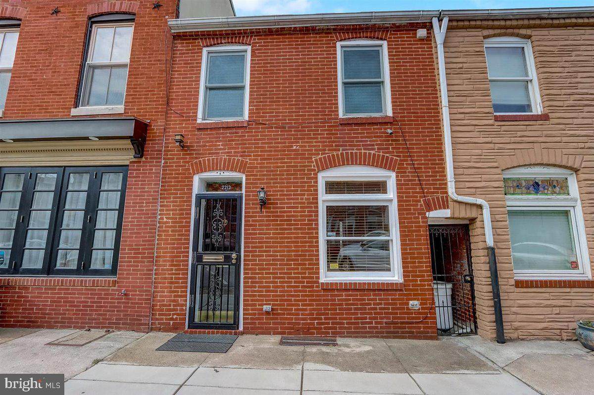 2213 Essex Street - Photo 1