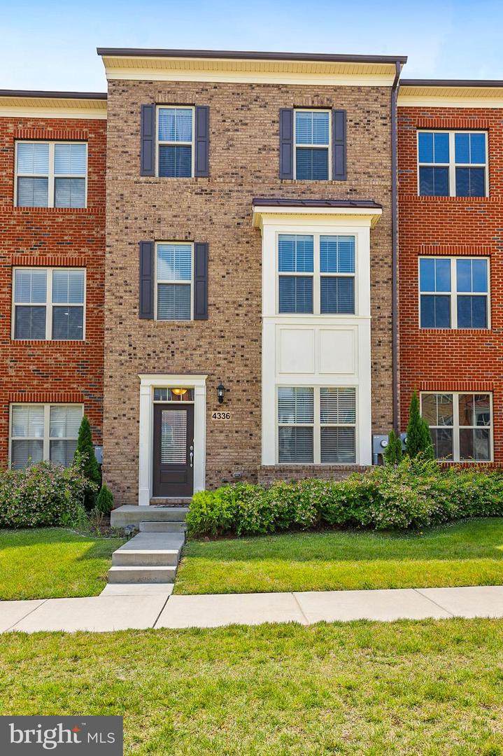 4336 Viridian Terrace - Photo 1
