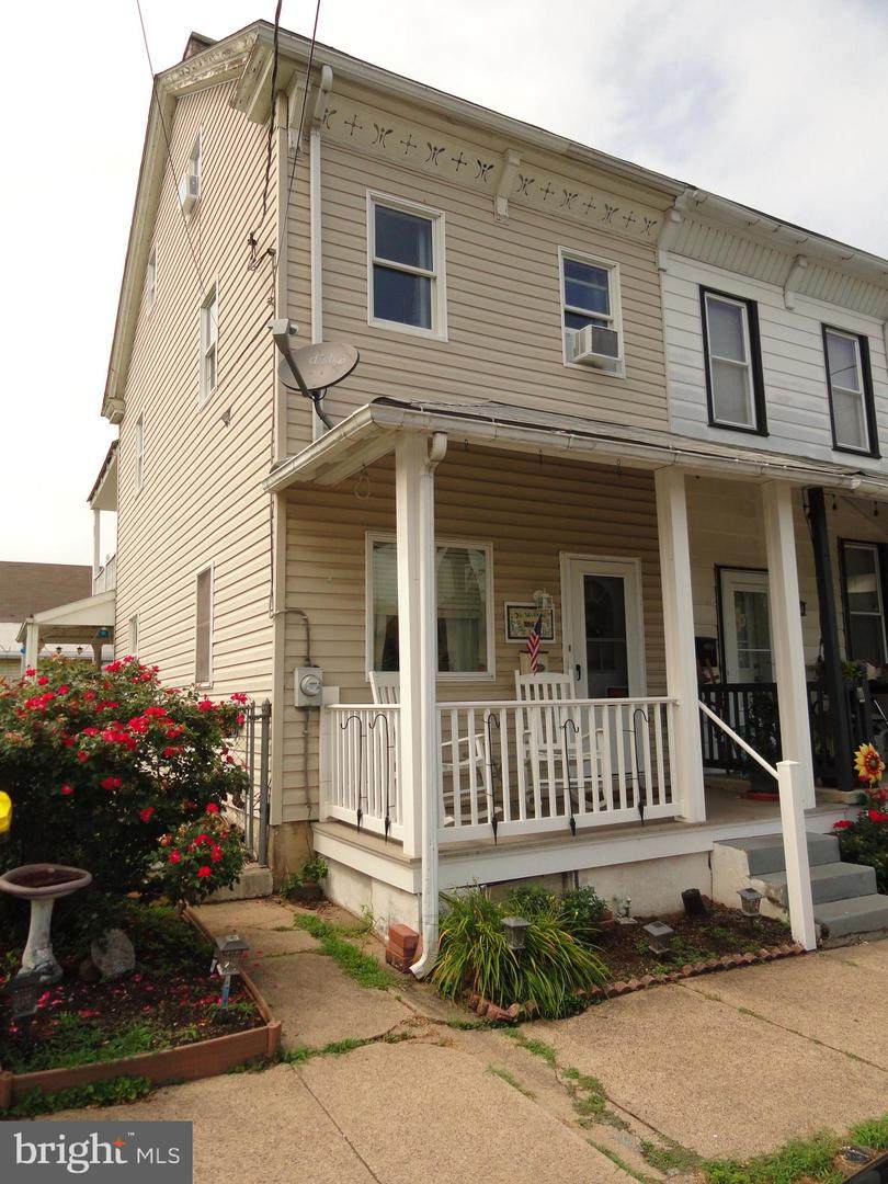 117 Washington Street - Photo 1