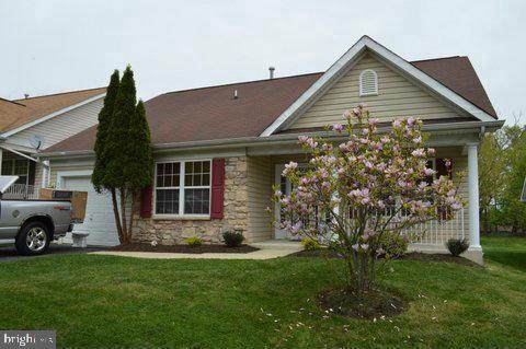7304 Summerwind Circle - Photo 1