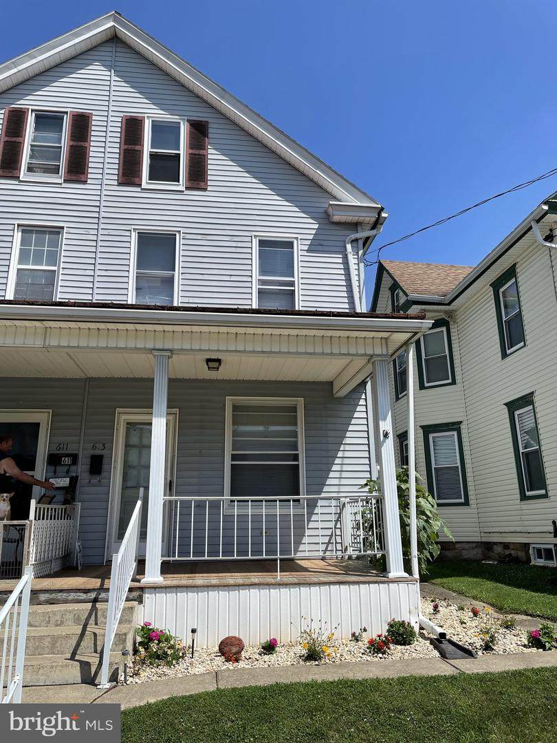 613 Union Street - Photo 1