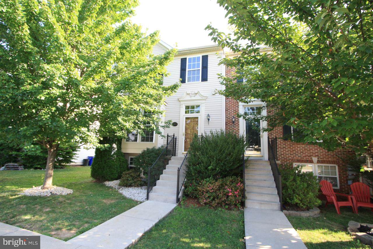17810 Farragut Way - Photo 1