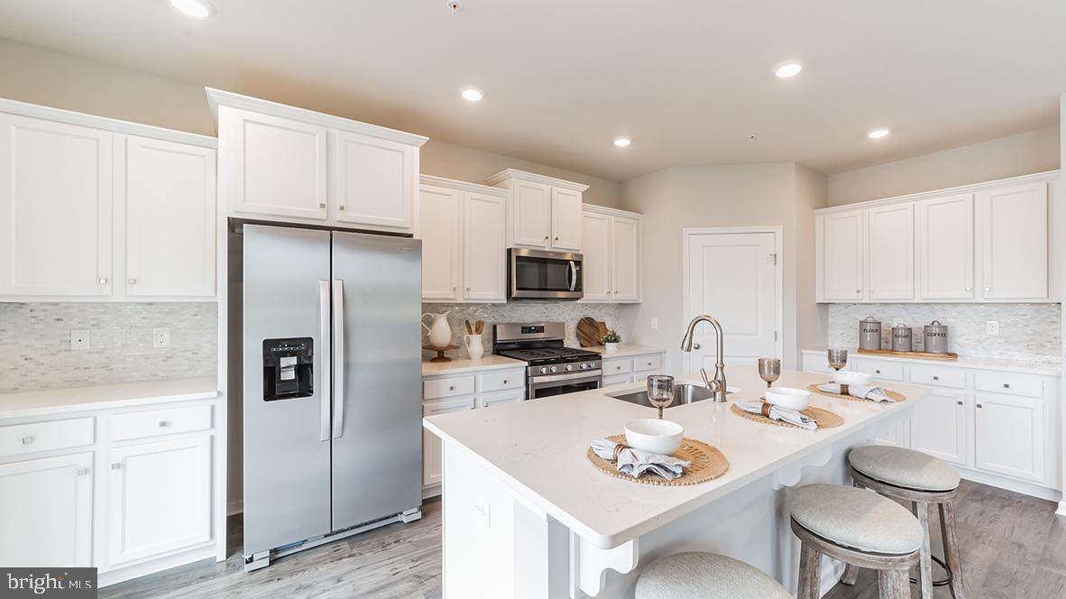 29 Hummingbird Ln - Photo 1
