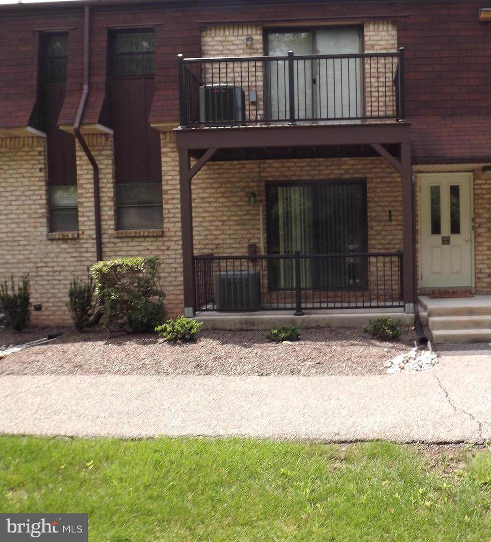 1401 Normandy Court - Photo 1