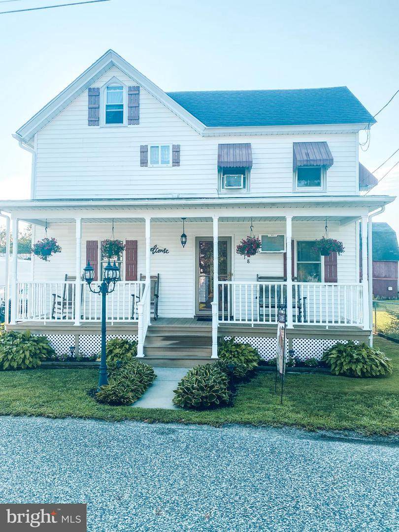 2318 Bacon Street - Photo 1