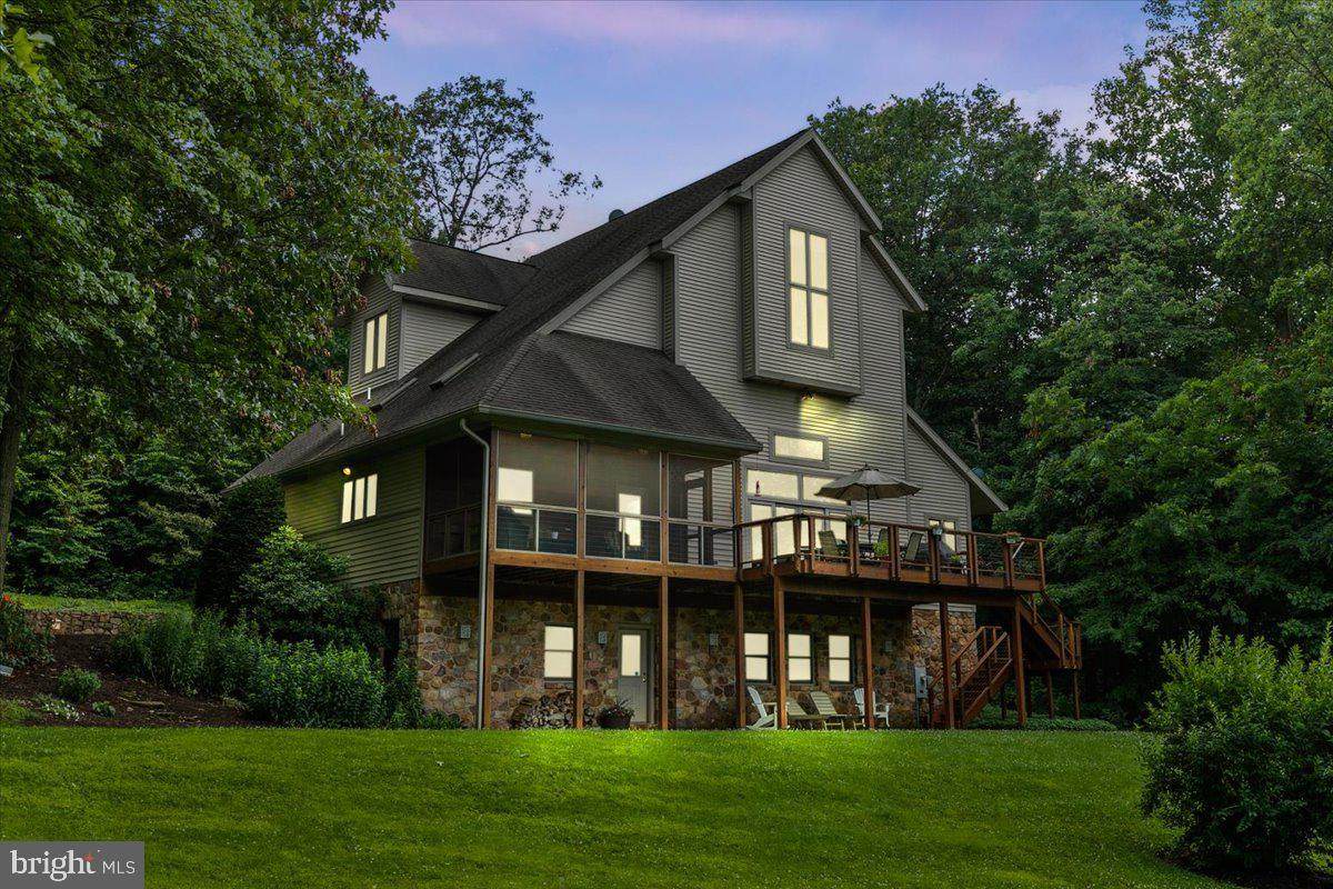 1500 Laurel Drive - Photo 1