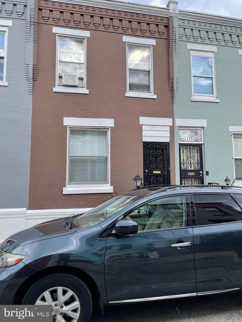 1713 Bailey Street - Photo 1