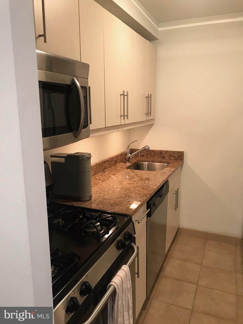 219-29 18TH Street - Photo 1