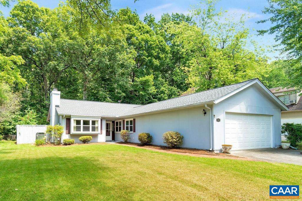 1521 Lake Forest Dr Drive - Photo 1