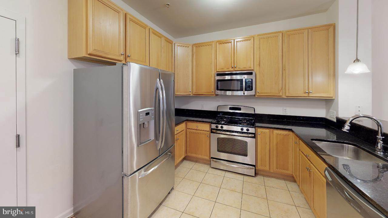 350 Elm Street - Photo 1