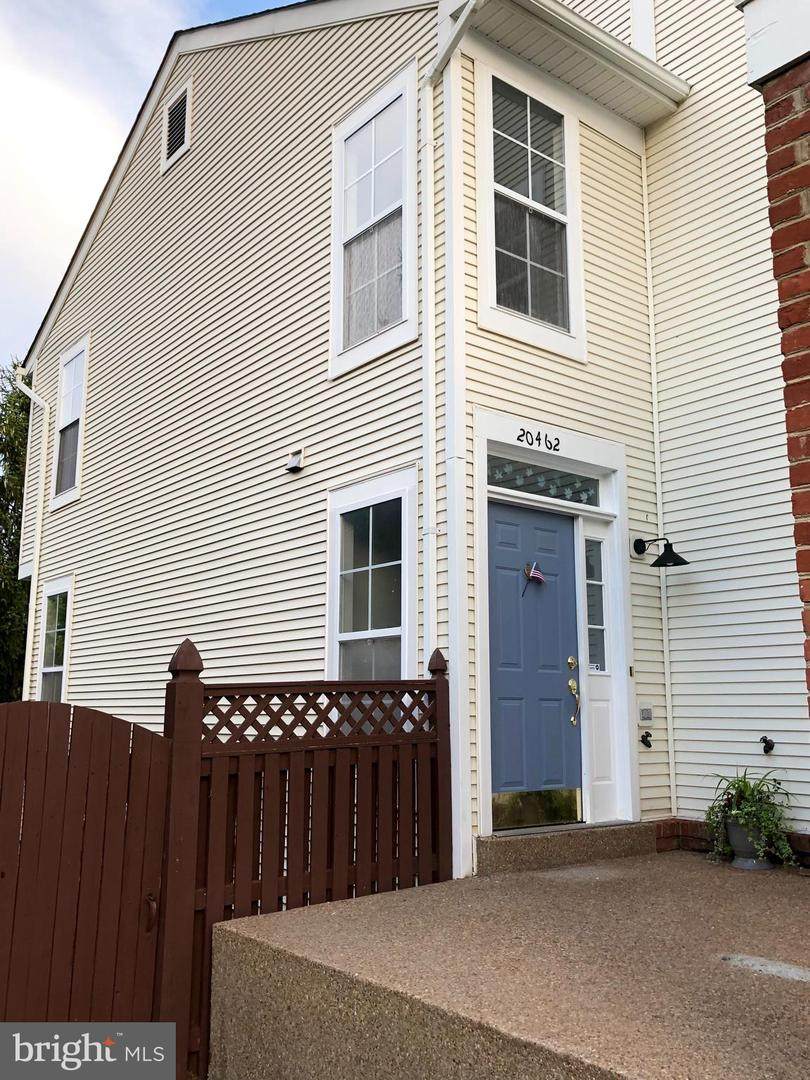 20462 Cool Fern Square - Photo 1
