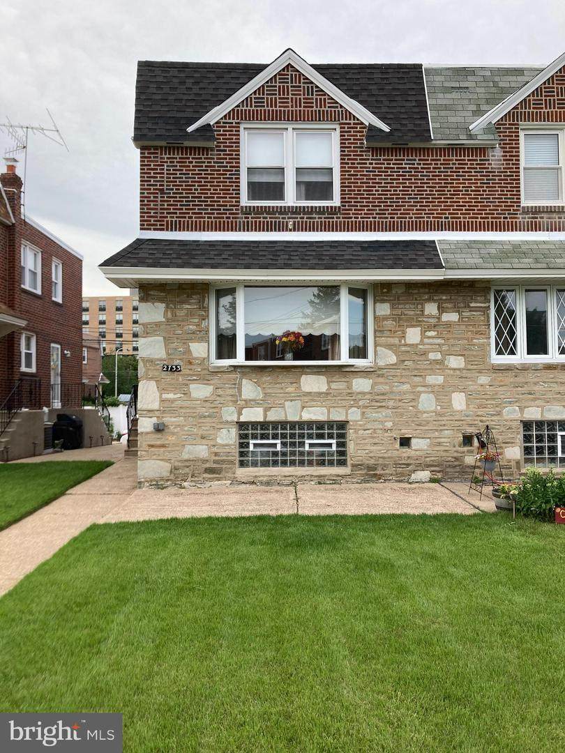 2733 Solly Avenue - Photo 1