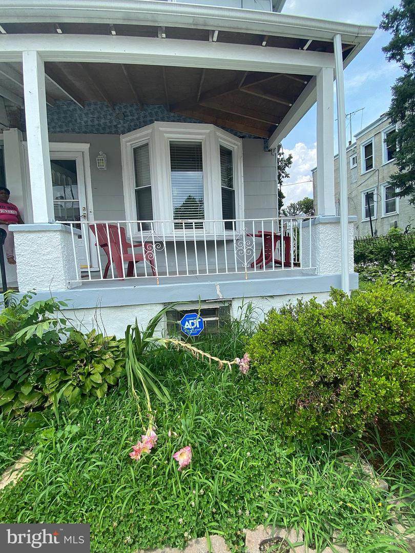5910 Warnock Street - Photo 1