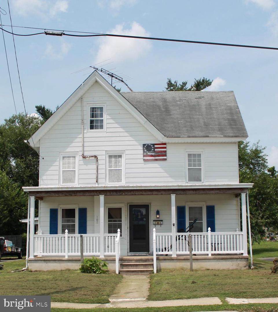 107 Front Street - Photo 1