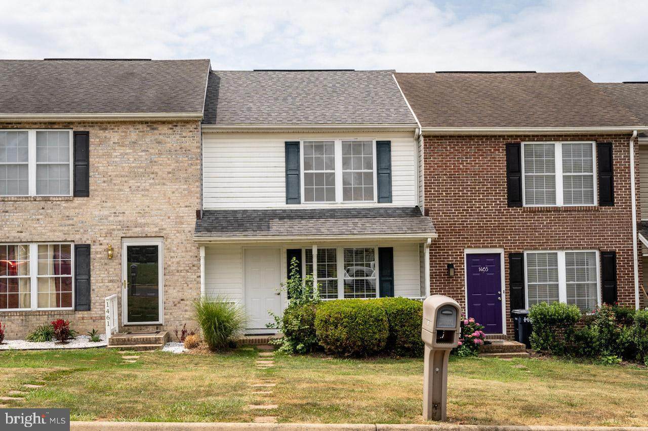 1463 Shenstone Drive - Photo 1