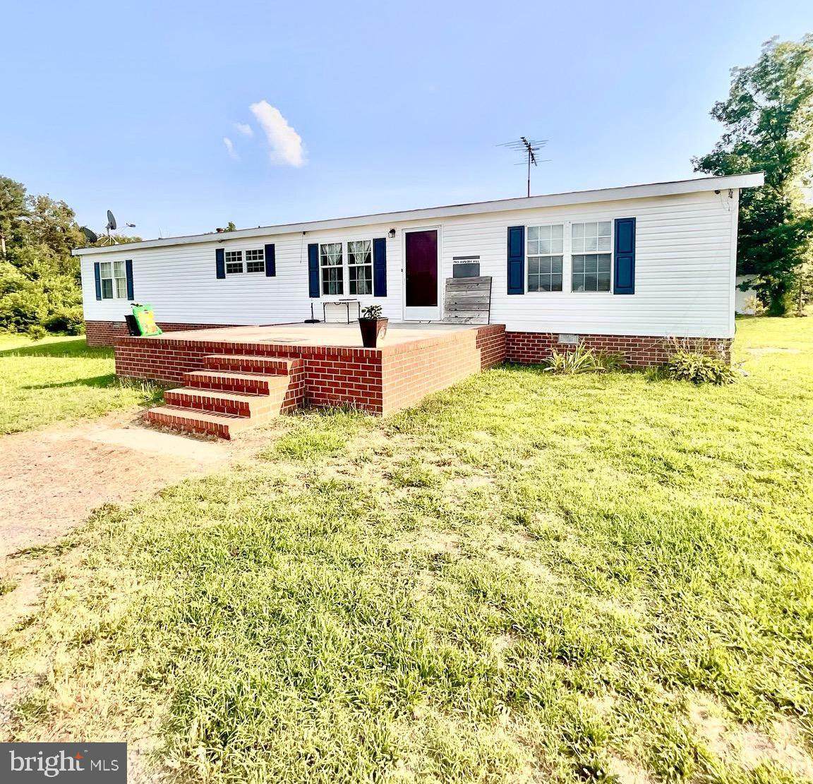 1943 Hickory Hill Rd - Photo 1