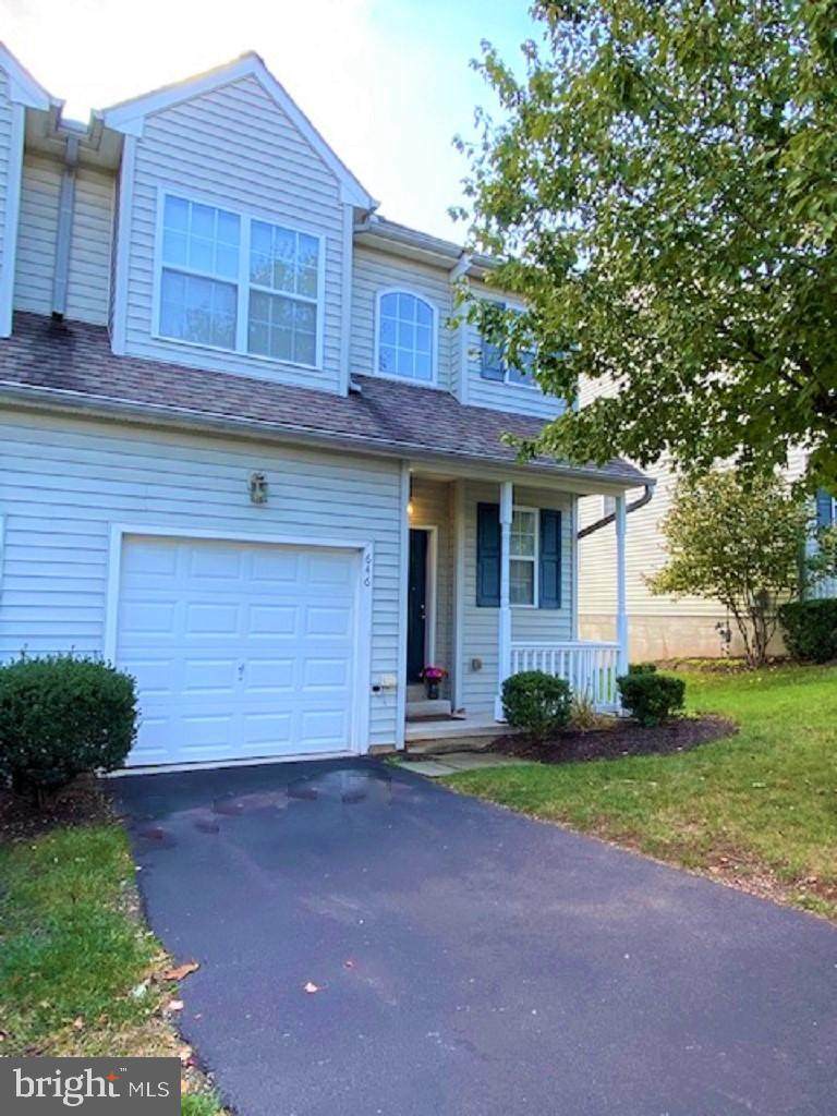 646 Onward Avenue - Photo 1