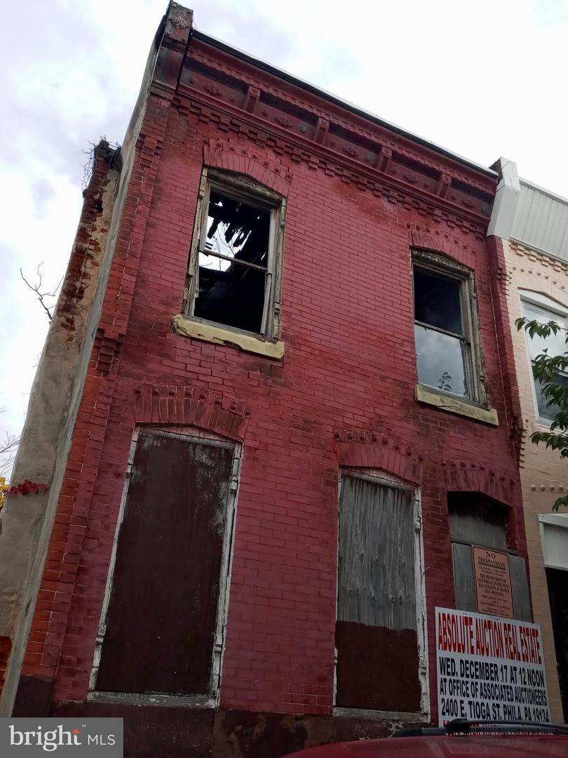 2625 Chadwick Street - Photo 1