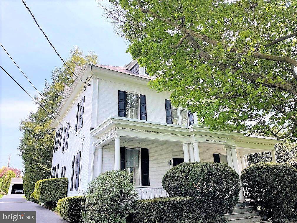 821 East Main - Photo 1