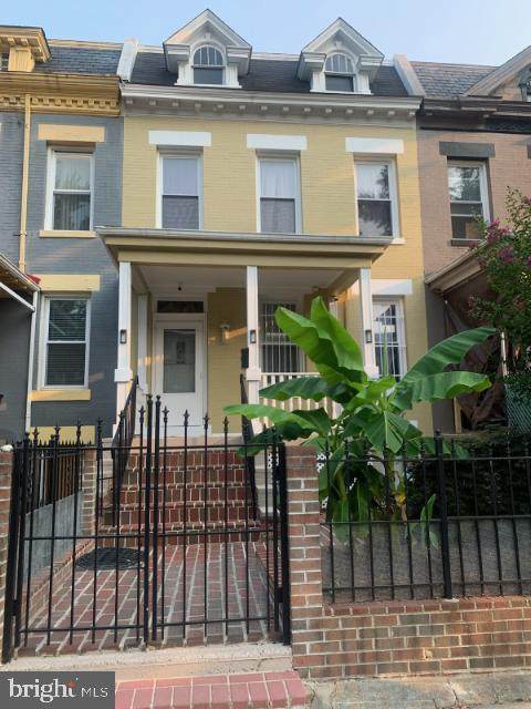 1360 Meridian Place - Photo 1