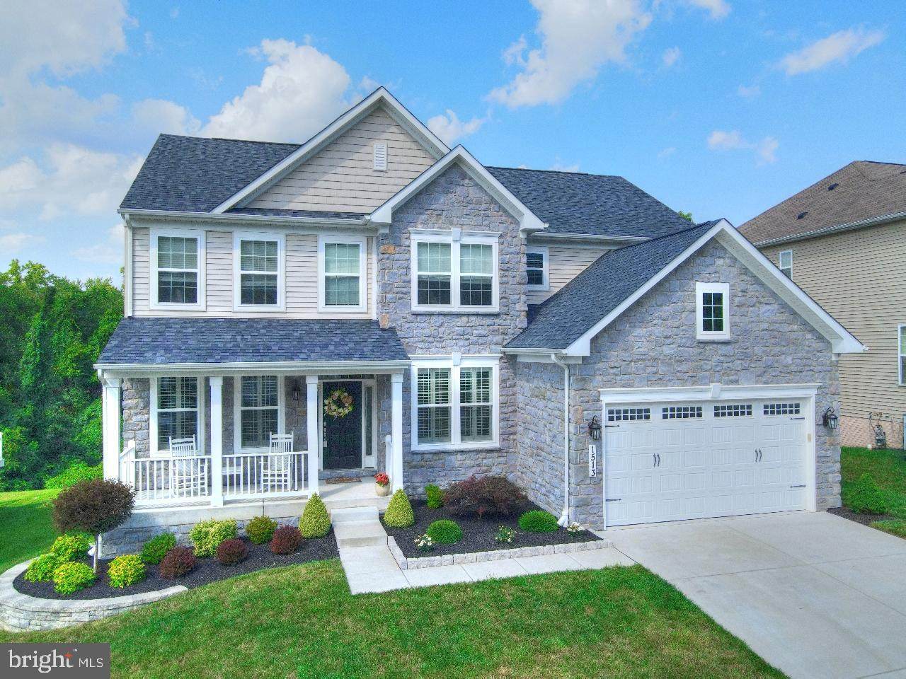 1513 Blakes Legacy Drive - Photo 1