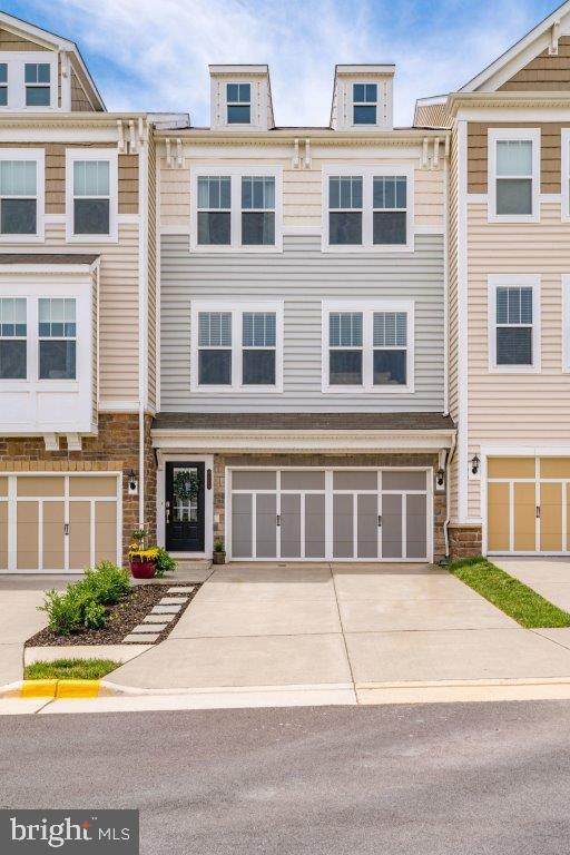 42285 Jessica Farm Terrace - Photo 1