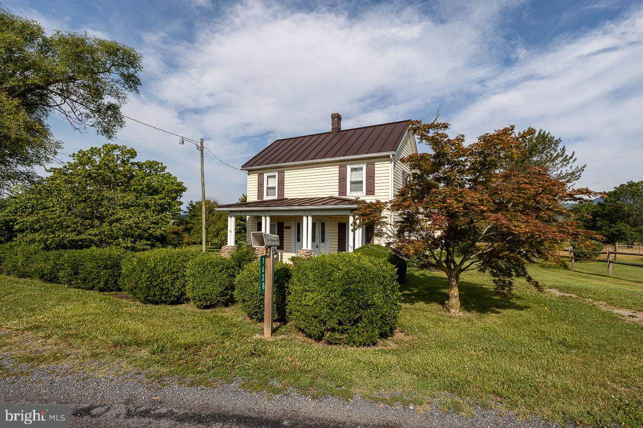 1628 Oak Leaf Road - Photo 1