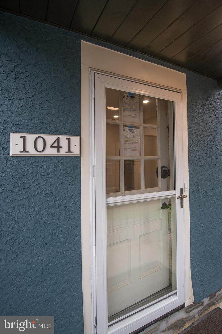 1041 County Line Road - Photo 1