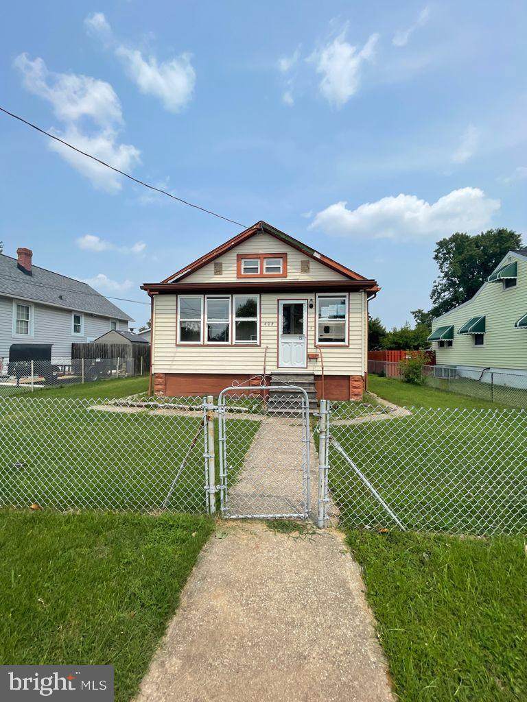 405 Lorraine Avenue - Photo 1