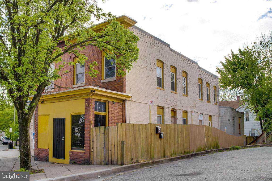 4602 Harford Road - Photo 1