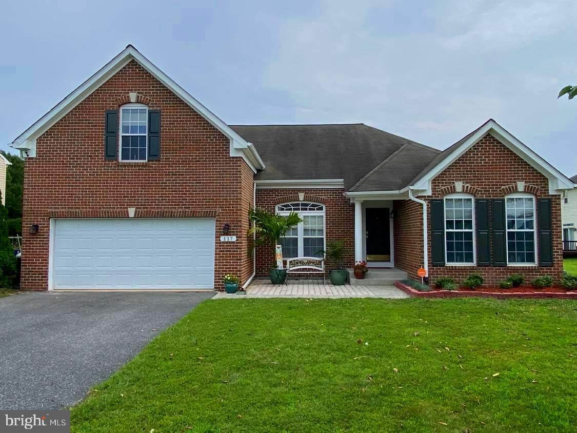 117 Paddock Drive - Photo 1