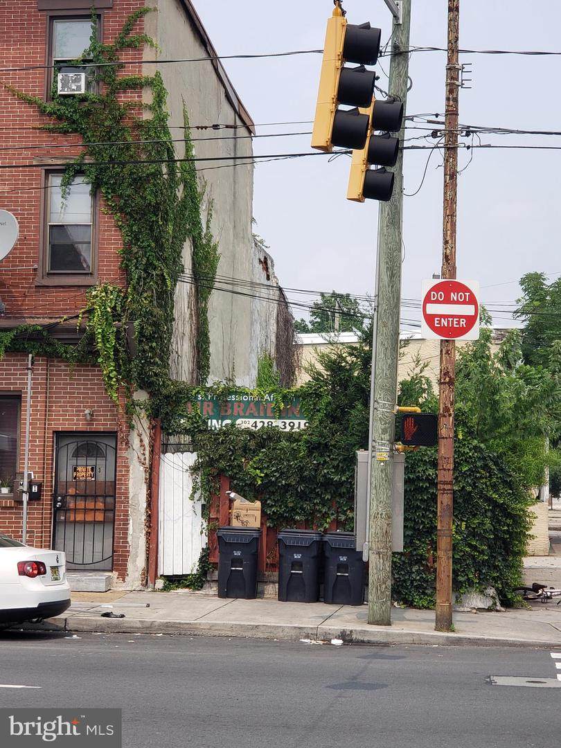 801 4TH Street - Photo 1
