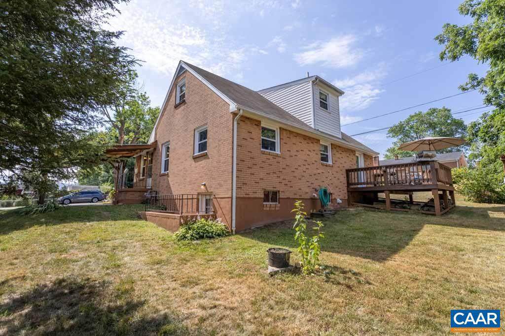315 Randolph Ave - Photo 1