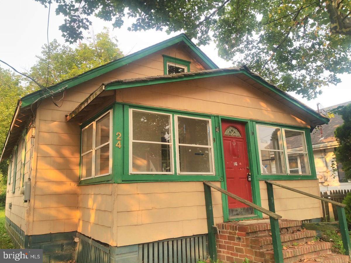 24 Harding Avenue - Photo 1