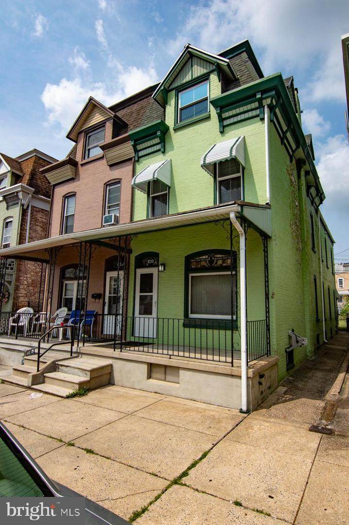 630 2ND Street - Photo 1