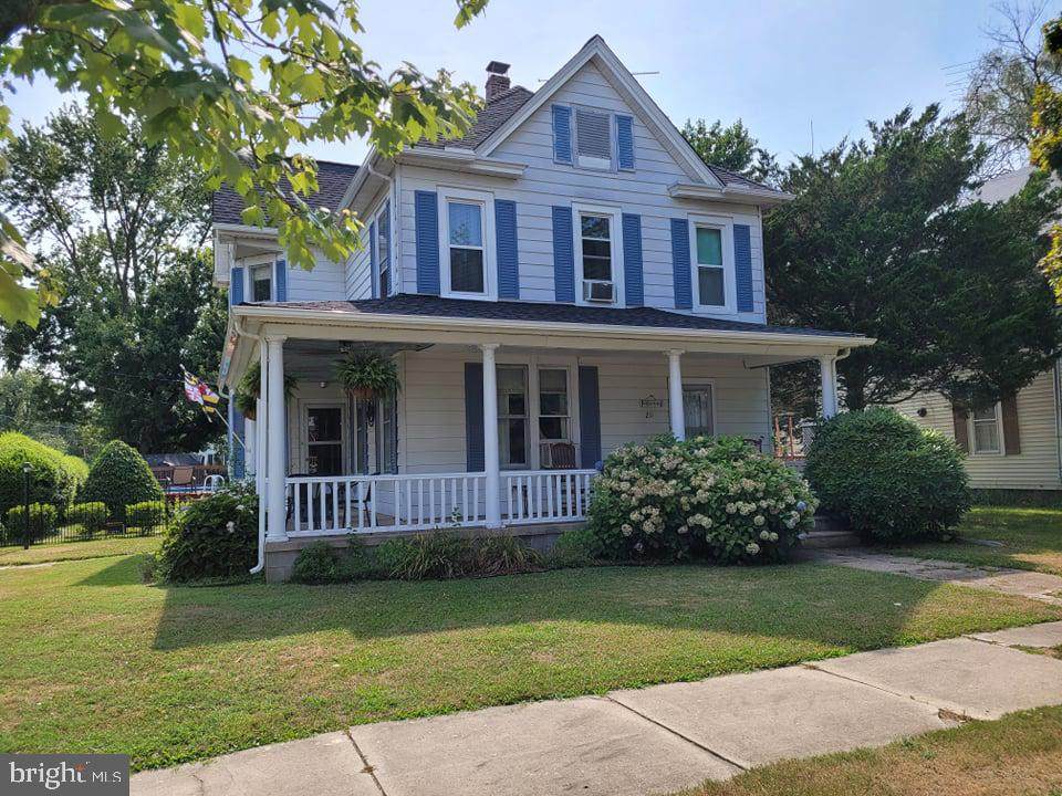 211 Maryland Avenue - Photo 1