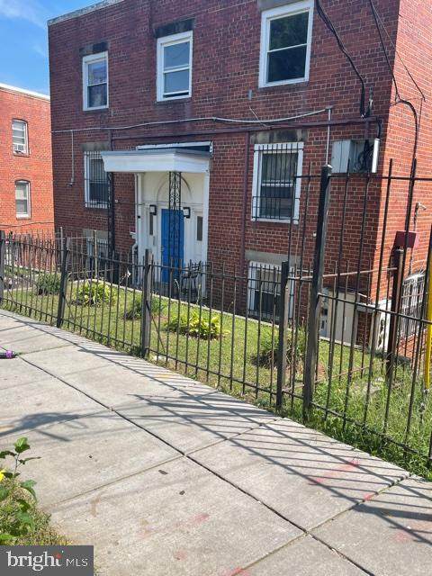 3150 Buena Vista Terrace - Photo 1