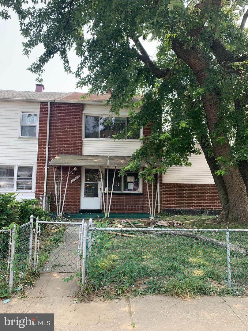 2069 Kelmore Road - Photo 1