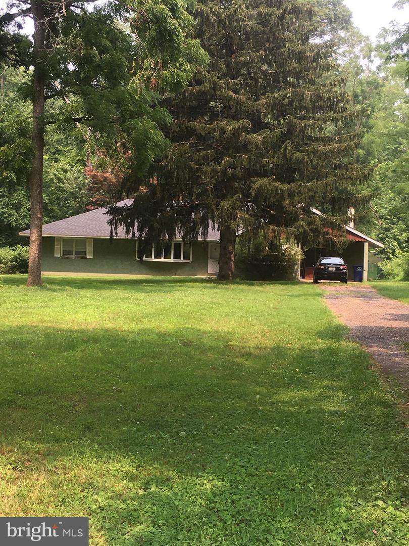 179 Hooton Road - Photo 1